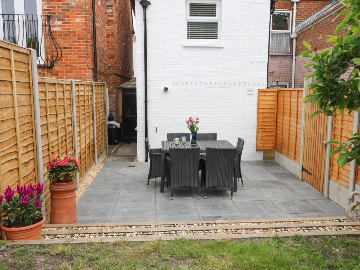 Number 7 Villa Lymington Exterior foto